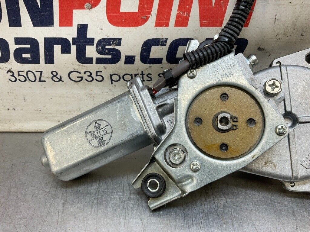 2006 Nissan Z33 350Z Passenger Right Tonneau Lid Lift Motor OEM 11BB1FE - On Point Parts Inc