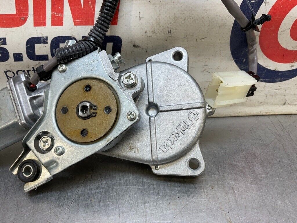 2006 Nissan Z33 350Z Passenger Right Tonneau Lid Lift Motor OEM 11BB1FE - On Point Parts Inc