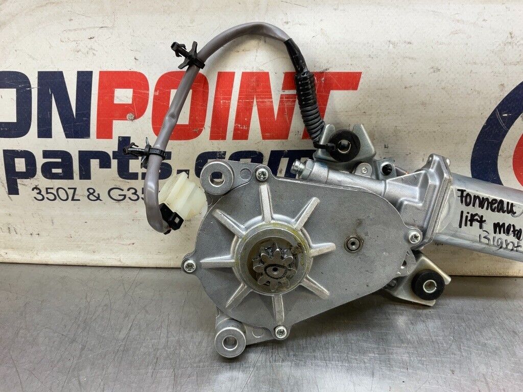 2006 Nissan Z33 350Z Passenger Right Tonneau Lid Lift Motor OEM 11BB1FE - On Point Parts Inc