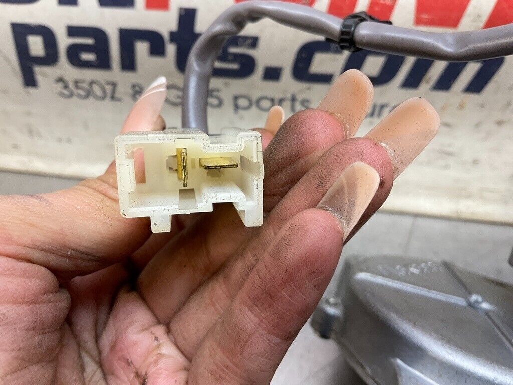 2006 Nissan Z33 350Z Passenger Right Tonneau Lid Lift Motor OEM 11BB1FE - On Point Parts Inc