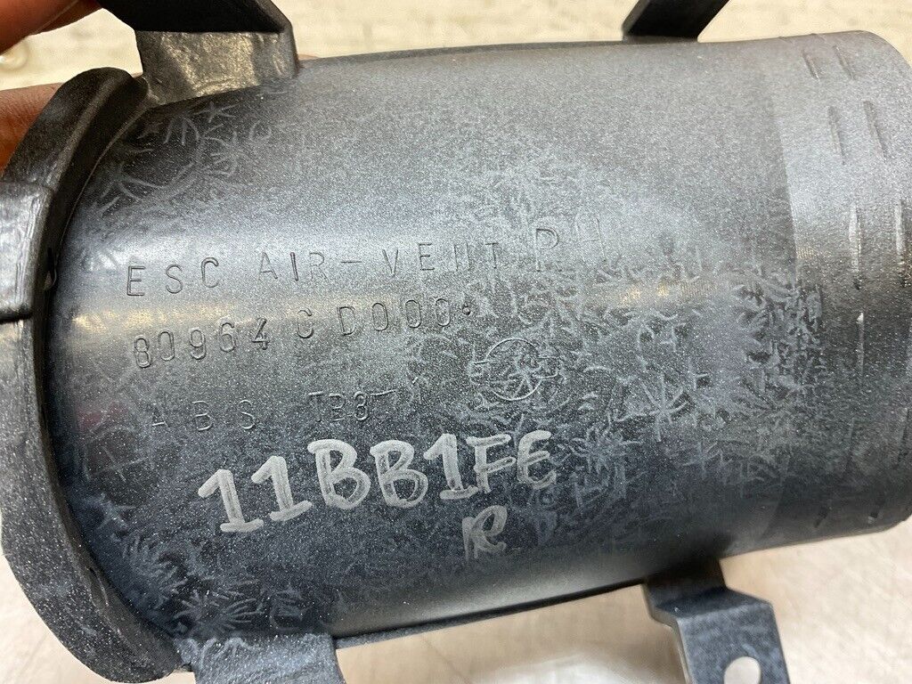 2006 Nissan Z33 350Z Passenger Right Door Vent Trim 80964 OEM 11BB1FE - On Point Parts Inc