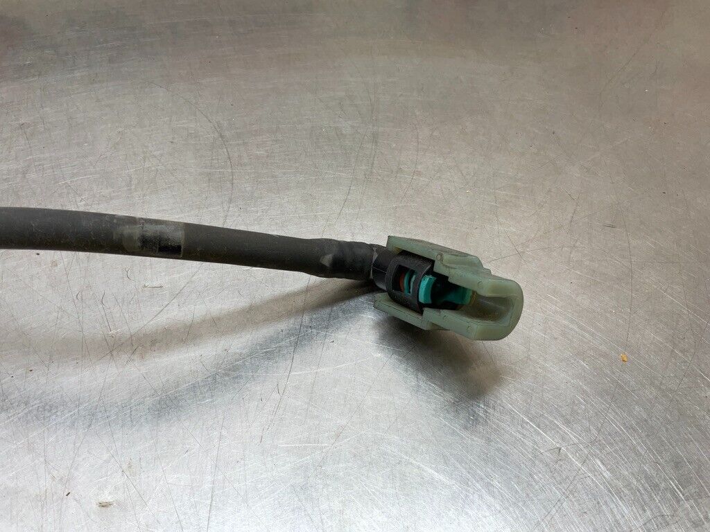 ③ 2006 Nissan Z33 350Z VQ35DE Fuel Damper Hose Assembly OEM