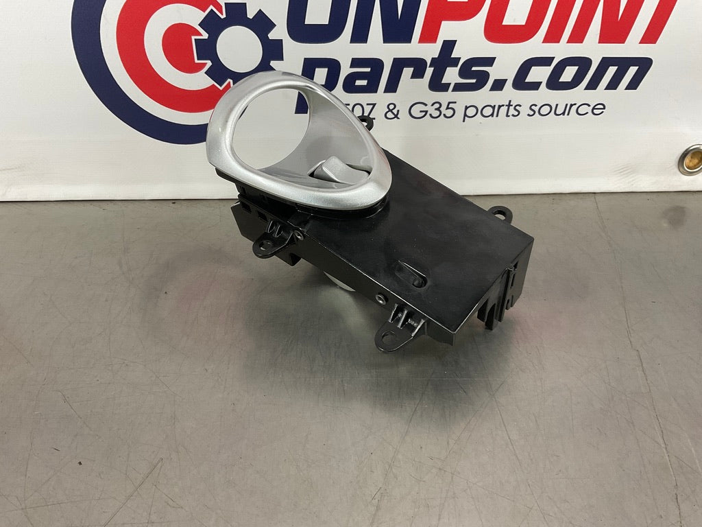 2006 Nissan 350Z Passenger Right Interior Door Handle 80670 OEM 12BI3DE - On Point Parts Inc