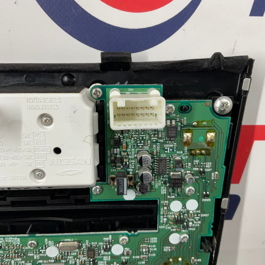 2008 Infiniti G37 Center Dash Clock AC Radio CD Controls 68260 OEM 21BAXDC - On Point Parts Inc