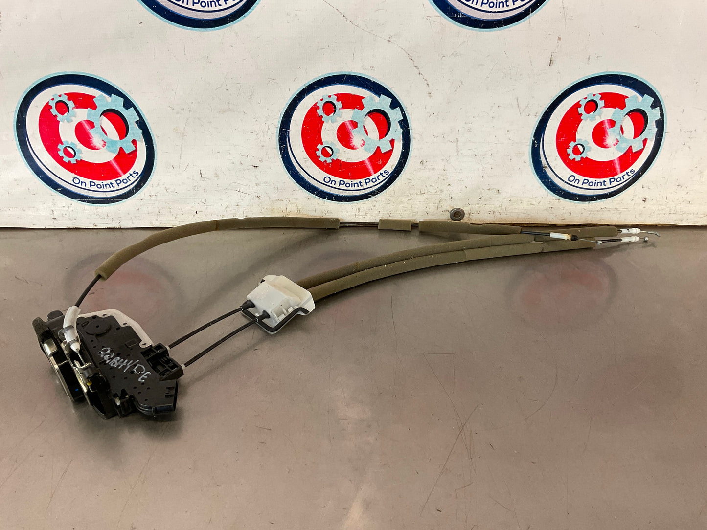 2010 Infiniti G37 Passenger Right Door Lock Actuator OEM 22BHYDE - On Point Parts Inc