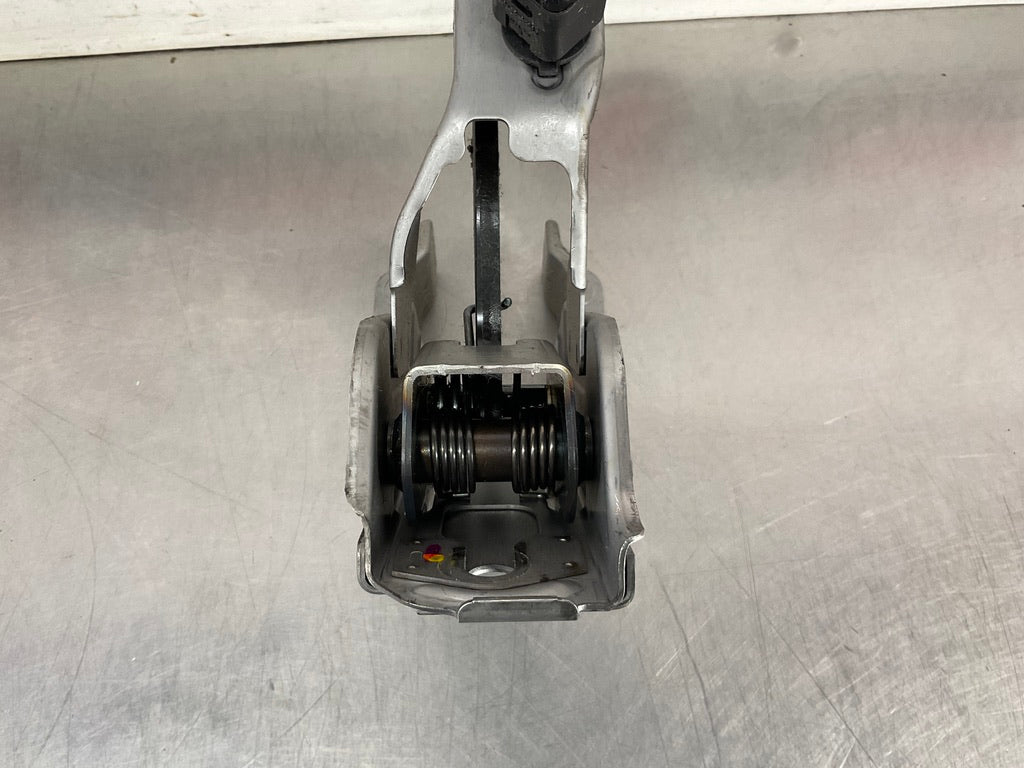 2003 Infiniti G35 Brake Pedal and Bracket OEM 13BEWEC - On Point Parts Inc