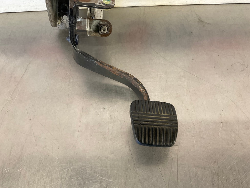 2003 Infiniti G35 Manual Clutch Pedal Assembly OEM 15BDDEI - On Point Parts Inc