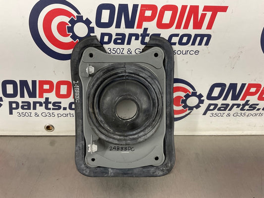 2010 Nissan 370Z 6MT Manual Gear Shift Rubber Insulator Boot 74967 OEM 24BBBDC - On Point Parts Inc