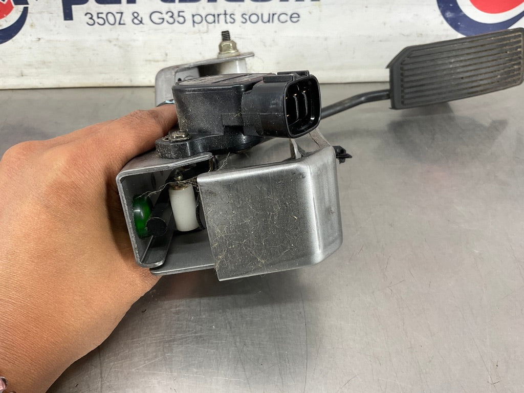 2003 Infiniti G35 Gas Accelerator Throttle Pedal OEM 13BEWEC - On Point Parts Inc