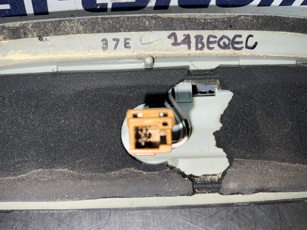 2004 Nissan 350Z Convertible High Mount Third Brake Light OEM 14BEQEC - On Point Parts Inc