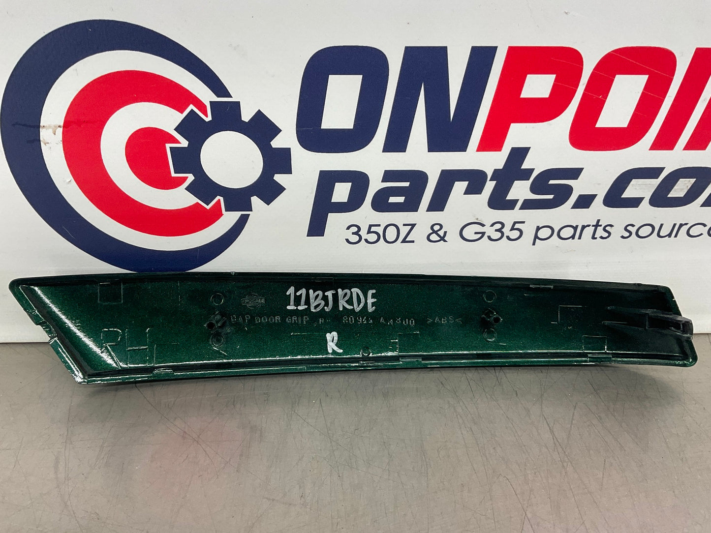 2003 Infiniti G35 Passenger Right Door Grip Handle Trim 80944 OEM 11BJRDE - On Point Parts Inc