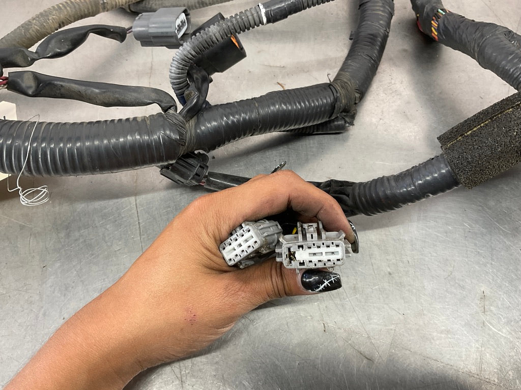 2004 Infiniti G35 VQ35DE Engine Wiring Harness 5 Speed Automatic 108k OEM 15BE4E - On Point Parts Inc