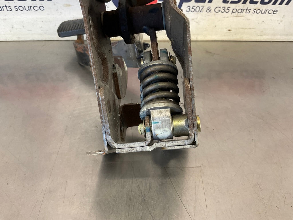2003 Infiniti G35 Manual Clutch Pedal Assembly OEM 15BDDEI - On Point Parts Inc