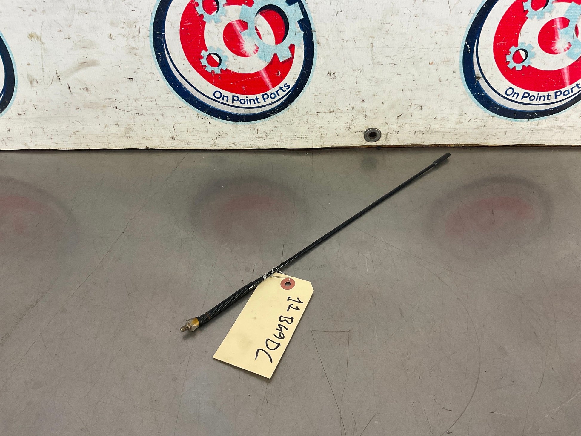 2003 Nissan 350Z Stereo Antenna OEM 11BG9DC - On Point Parts Inc