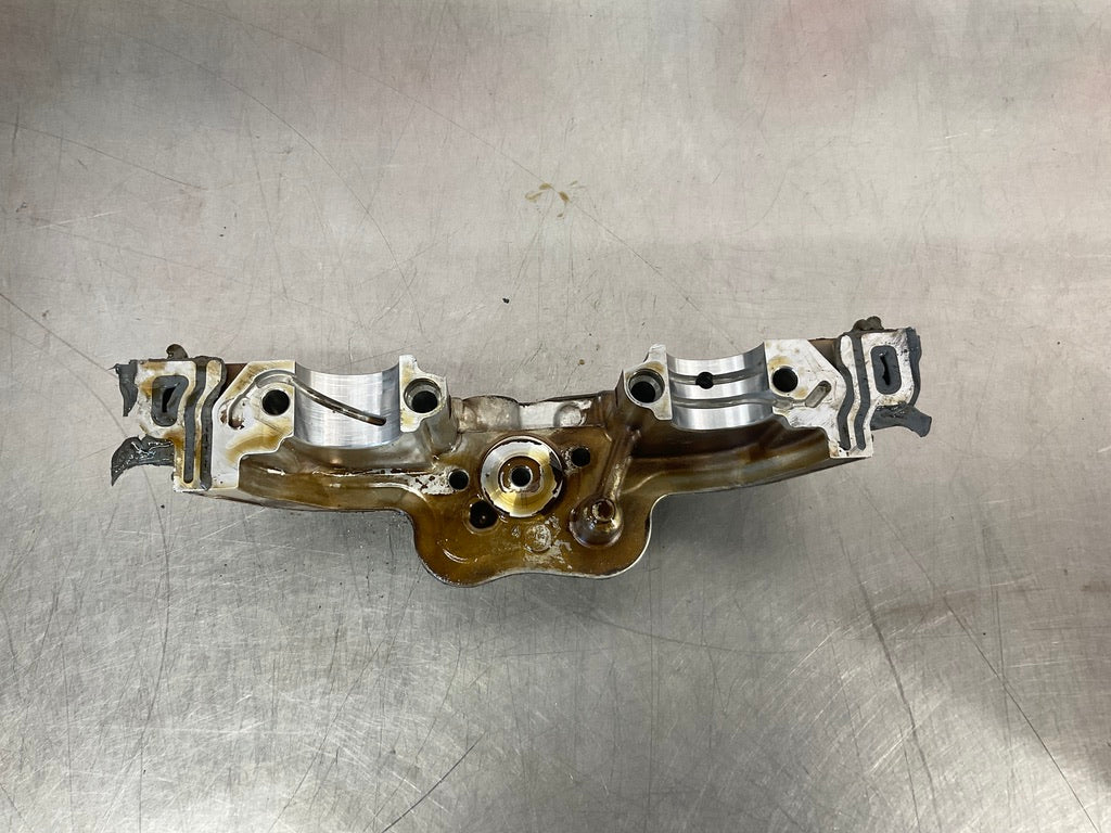 2003 Infiniti G35 Passenger Right VQ35DE Cylinder Head Bearing Caps OEM 15BDDE0 - On Point Parts Inc