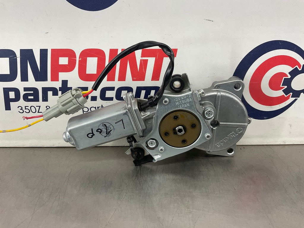 2006 Nissan 350Z Convertible Soft Top Driver Left Top Lift Motor OEM 15BAJDE - On Point Parts Inc