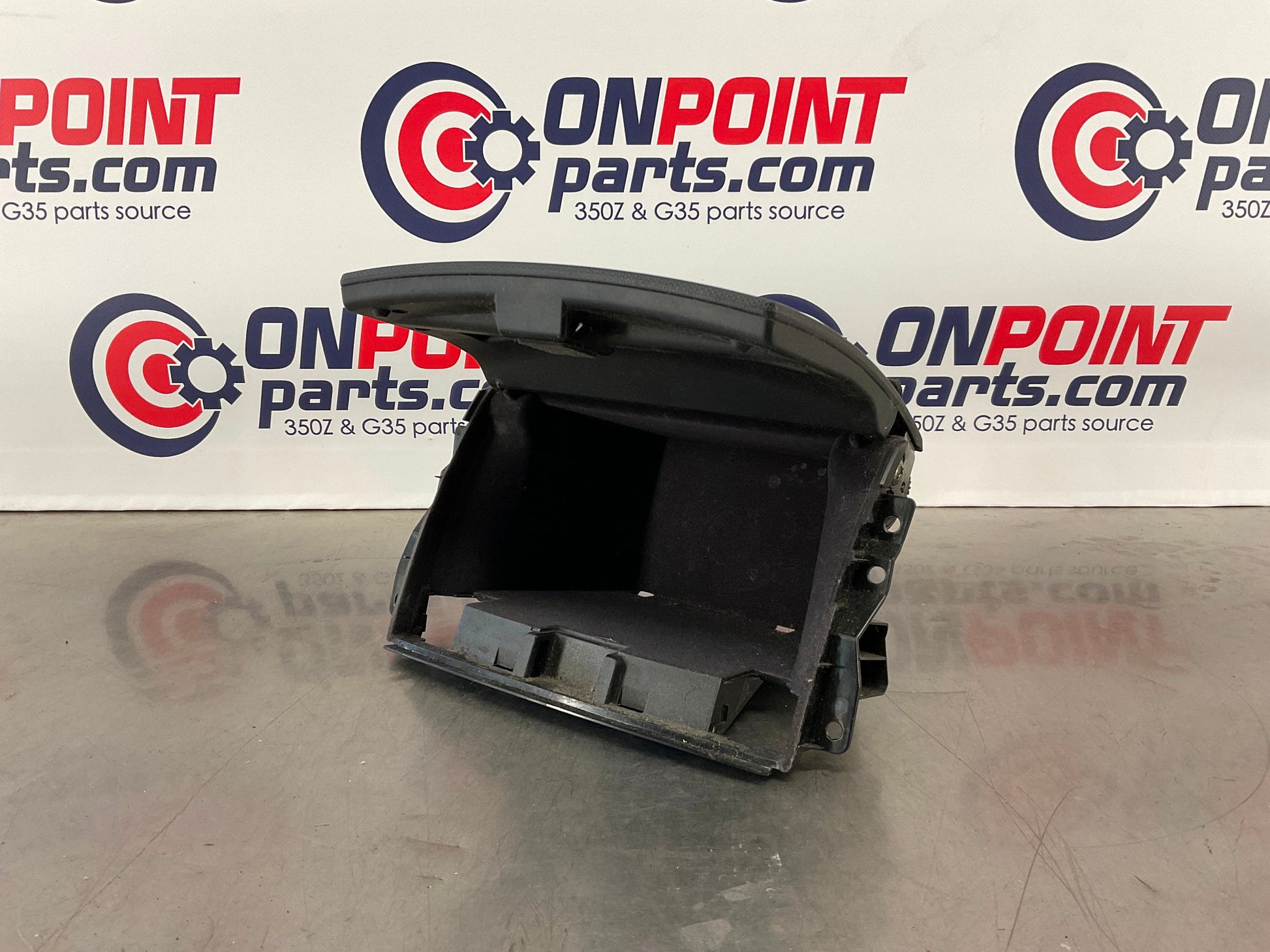 2006 Nissan 350Z Front Interior Center Console Cubby OEM 12BI3DC - On Point Parts Inc