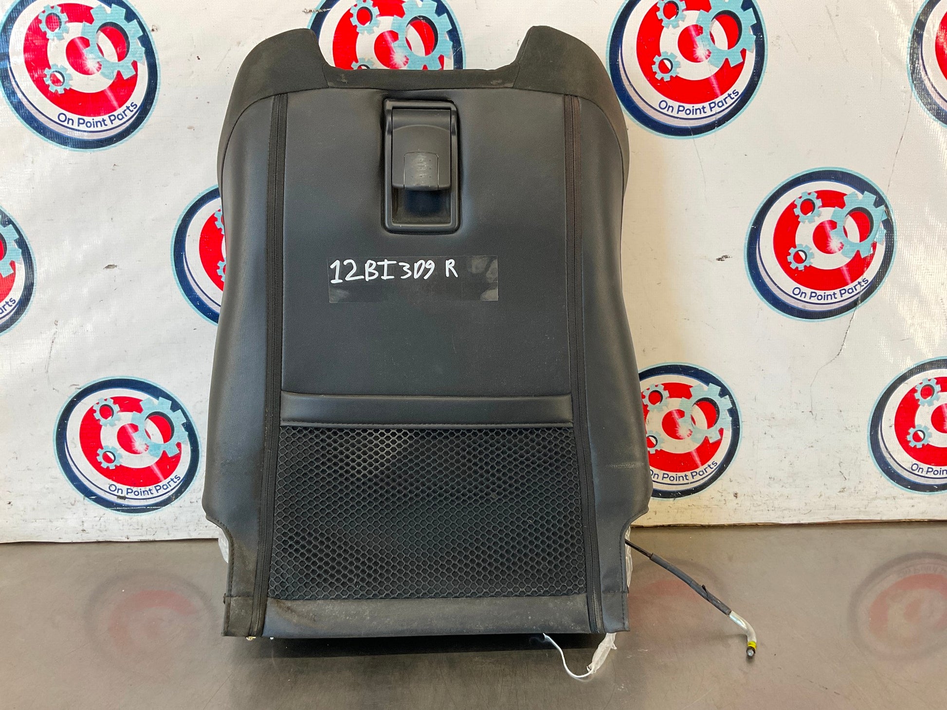 2006 Nissan 350Z Passenger Right Front Backrest Cloth Cushion OEM 12BI3D9 - On Point Parts Inc