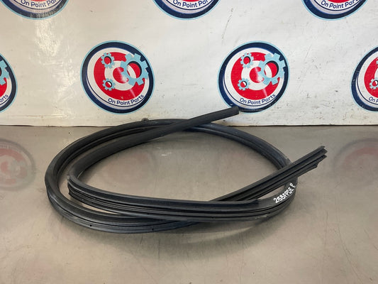 2006 Nissan 350Z Passenger Right Door Seal OEM 25BFPDE - On Point Parts Inc