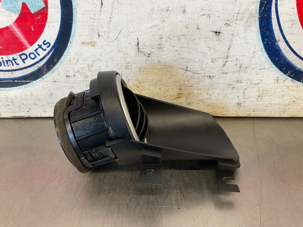 2004 Nissan 350Z Passenger Right Door Vent OEM 24BIVDE - On Point Parts Inc