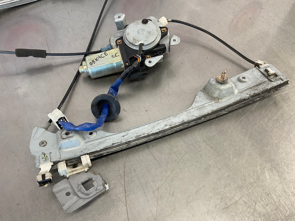2007 Nissan 350Z Passenger Right Window Regulator Motor OEM 13BK4CE - On Point Parts Inc