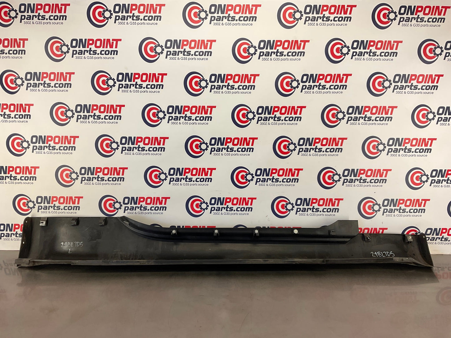 2003 Nissan 350Z Driver Left Exterior Rocker Panel Side Skirt OEM 24BL7D5 - On Point Parts Inc