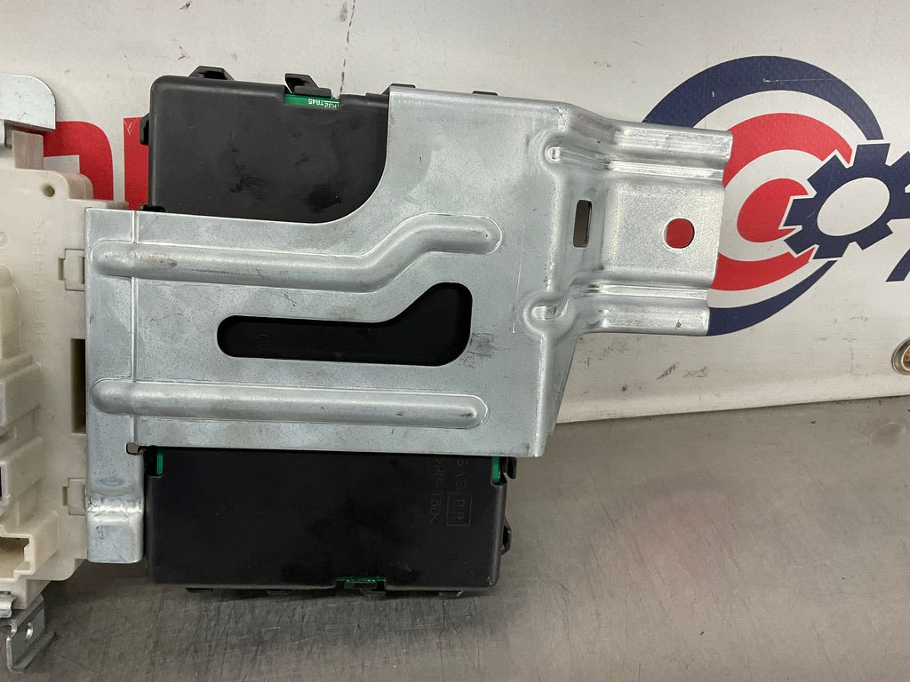 2003 Infiniti G35 Manual BCM Body Control Module 284B1-AM821 OEM 13BEWEC - On Point Parts Inc