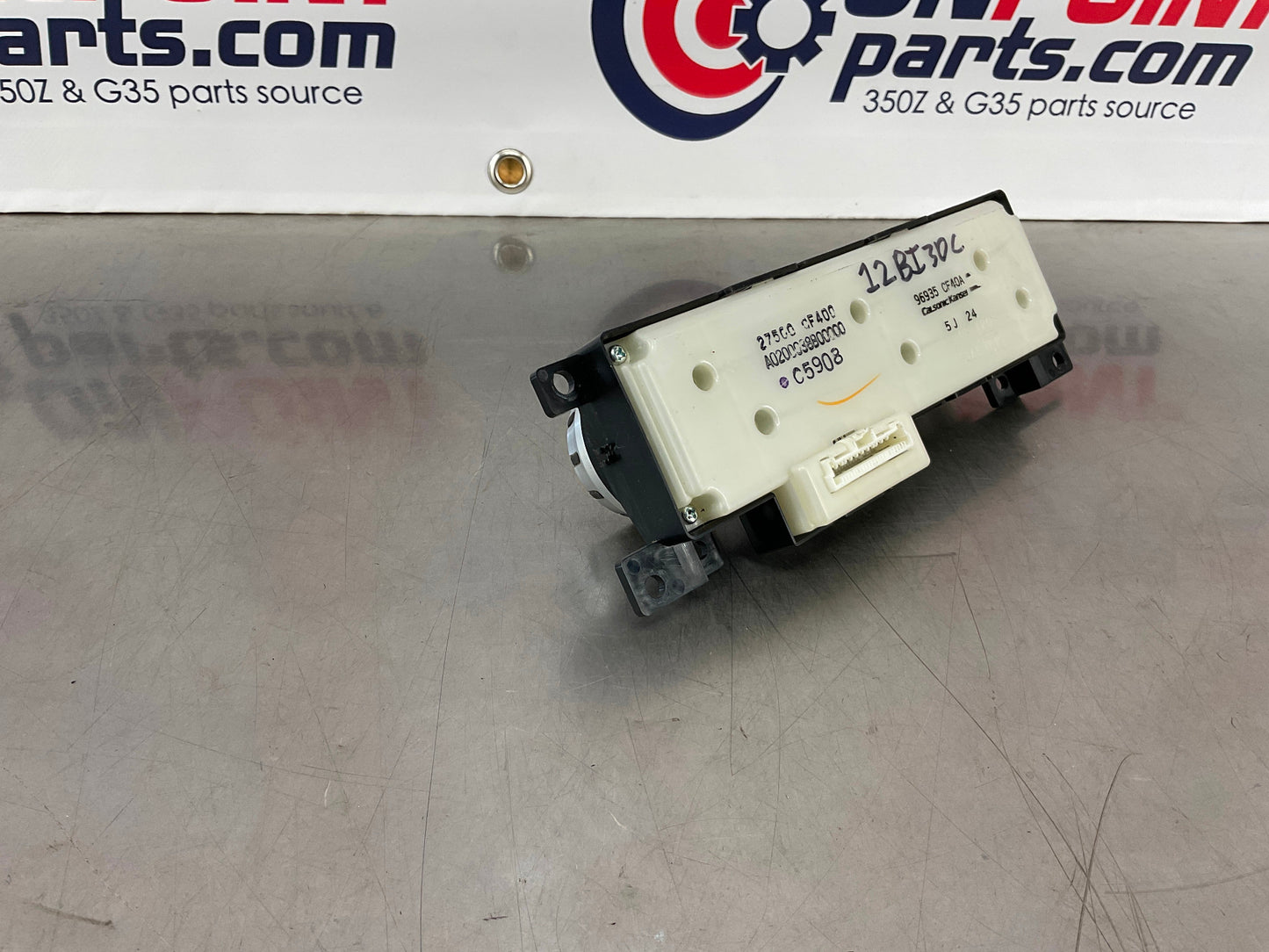 2006 Nissan 350Z Front AC Climate Controls and Switches OEM 12BI3DC - On Point Parts Inc