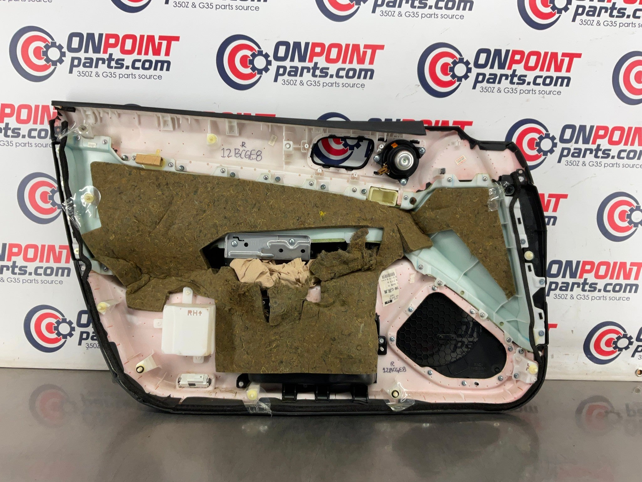 11-13 Infiniti G37 Sedan Right Front Interior Door Panel