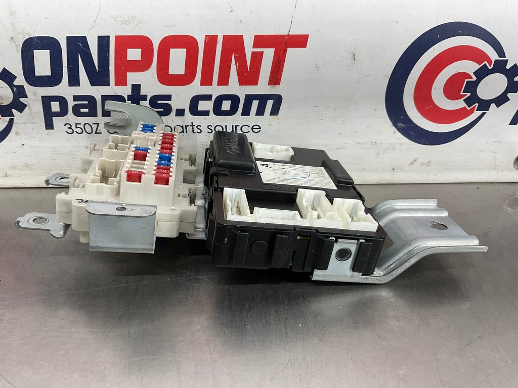 2003 Infiniti G35 Manual BCM Body Control Module 284B1-AM821 OEM 13BEWEC - On Point Parts Inc