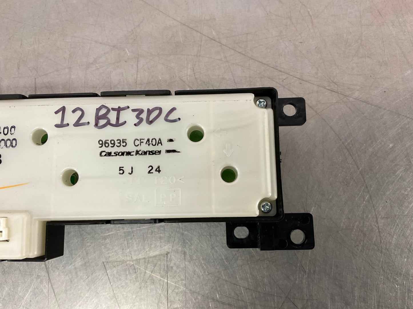 2006 Nissan 350Z Front AC Climate Controls and Switches OEM 12BI3DC - On Point Parts Inc