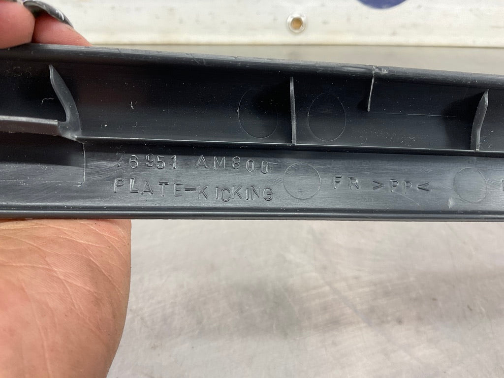 2003 Infiniti G35 Passenger Right Door Threshold Sill Trim 76951 OEM 13BEWE7 - On Point Parts Inc