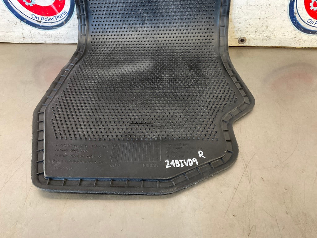 2004 Nissan 350Z Passenger Right Carpet Floor Mat OEM 24BIVD9 - On Point Parts Inc