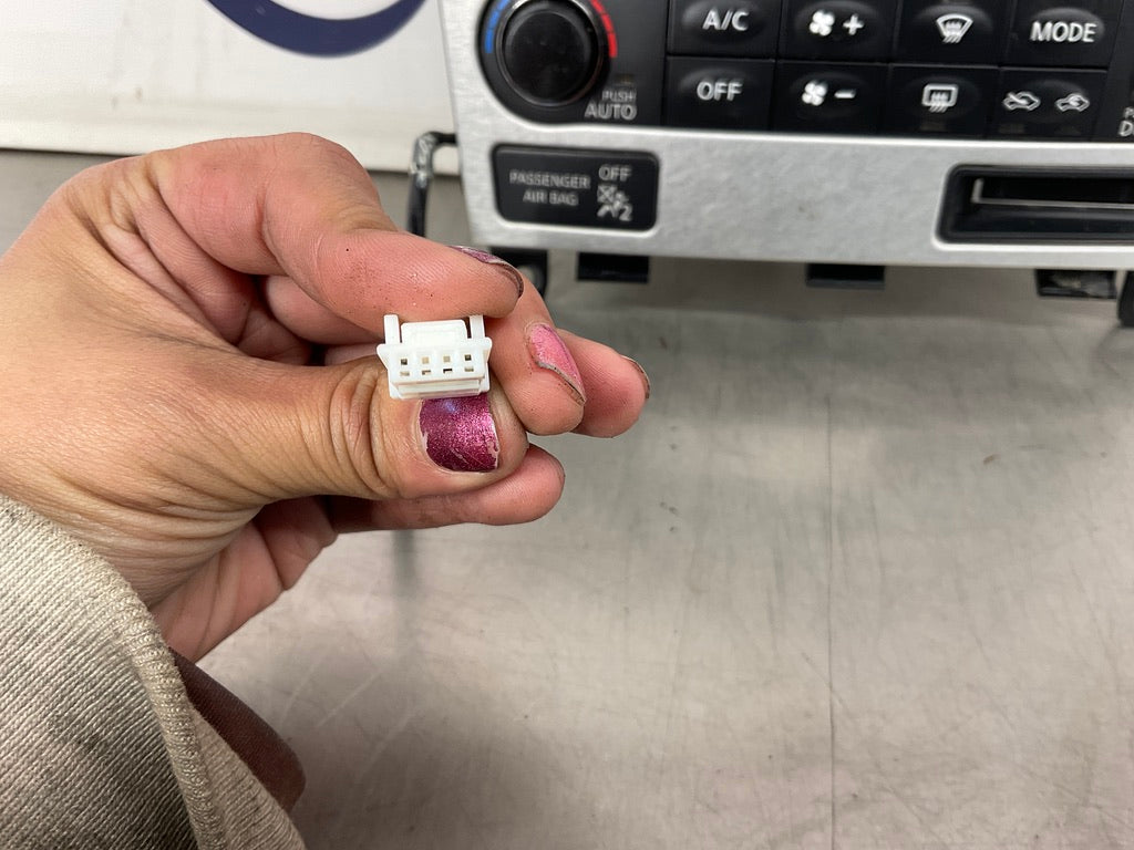 2008 Infiniti G37 Center Dash Clock AC Radio CD Controls 68260 OEM 21BAXDC - On Point Parts Inc