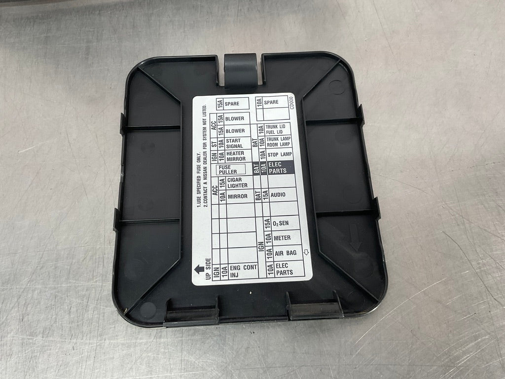 2004 Nissan 350Z Driver Left Fuse Panel Cover 66901 OEM 14BEQEA - On Point Parts Inc