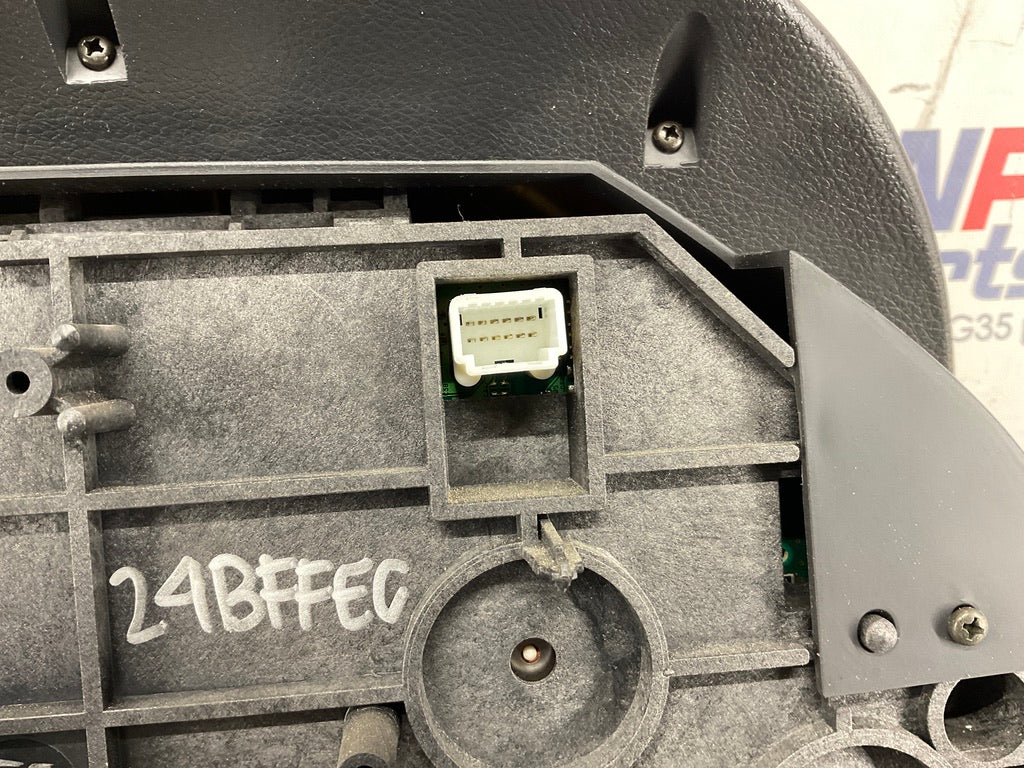 2005 Infiniti G35 Speedometer Instrument Gauge Cluster 152k Auto AT OEM 24BFFEC - On Point Parts Inc