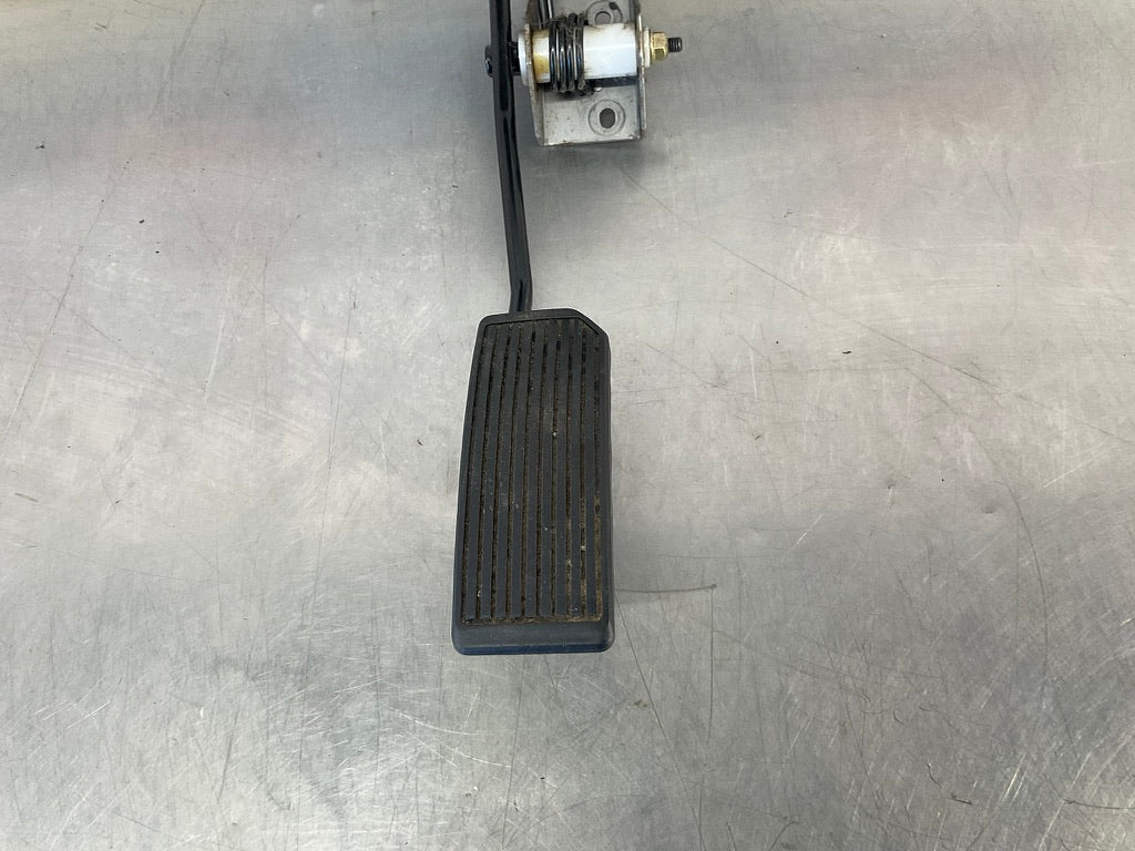 2003 Infiniti G35 Coupe Automatic Gas Pedal Accelerator OEM 22BDREC - On Point Parts Inc