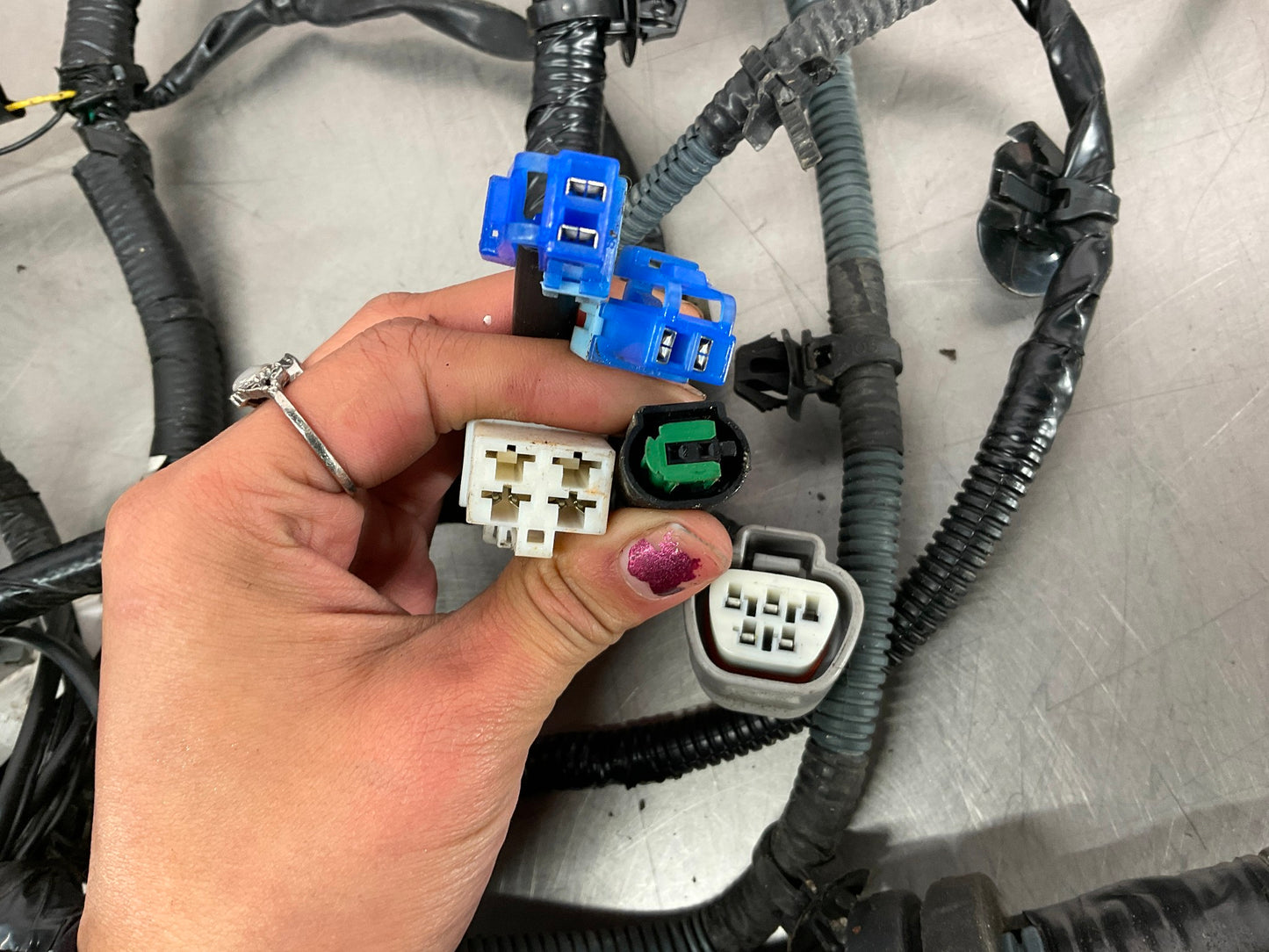 2008 Infiniti G37 VQ37VHR Engine Room Bay Wiring Harness Manual OEM 21BAXDG - On Point Parts Inc