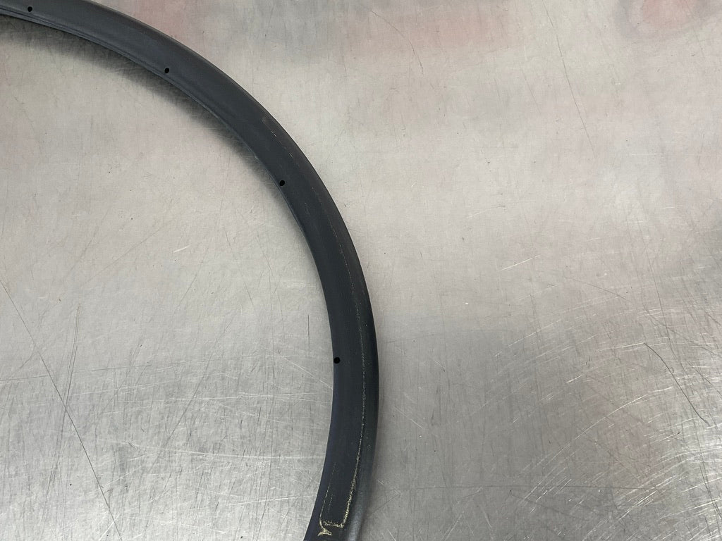 2004 Nissan 350Z Passenger Right Lower Door Seal 80830 OEM 14BEQEE - On Point Parts Inc