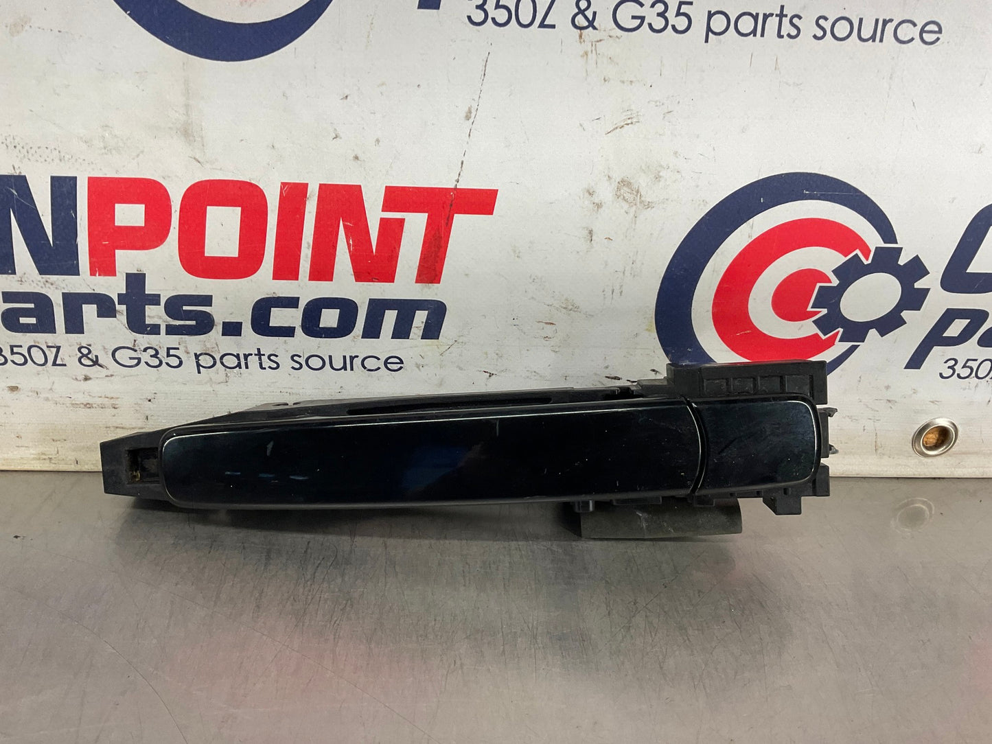 2005 Infiniti G35 Passenger Right Exterior Door Handle OEM 24BFFEE - On Point Parts Inc