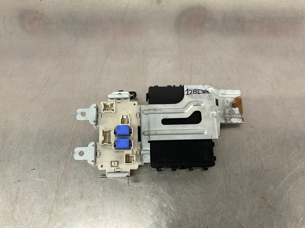 2006 Nissan 350Z BCM Body Control Module Fuse Box 284B1CF40A OEM 12BI3DC - On Point Parts Inc