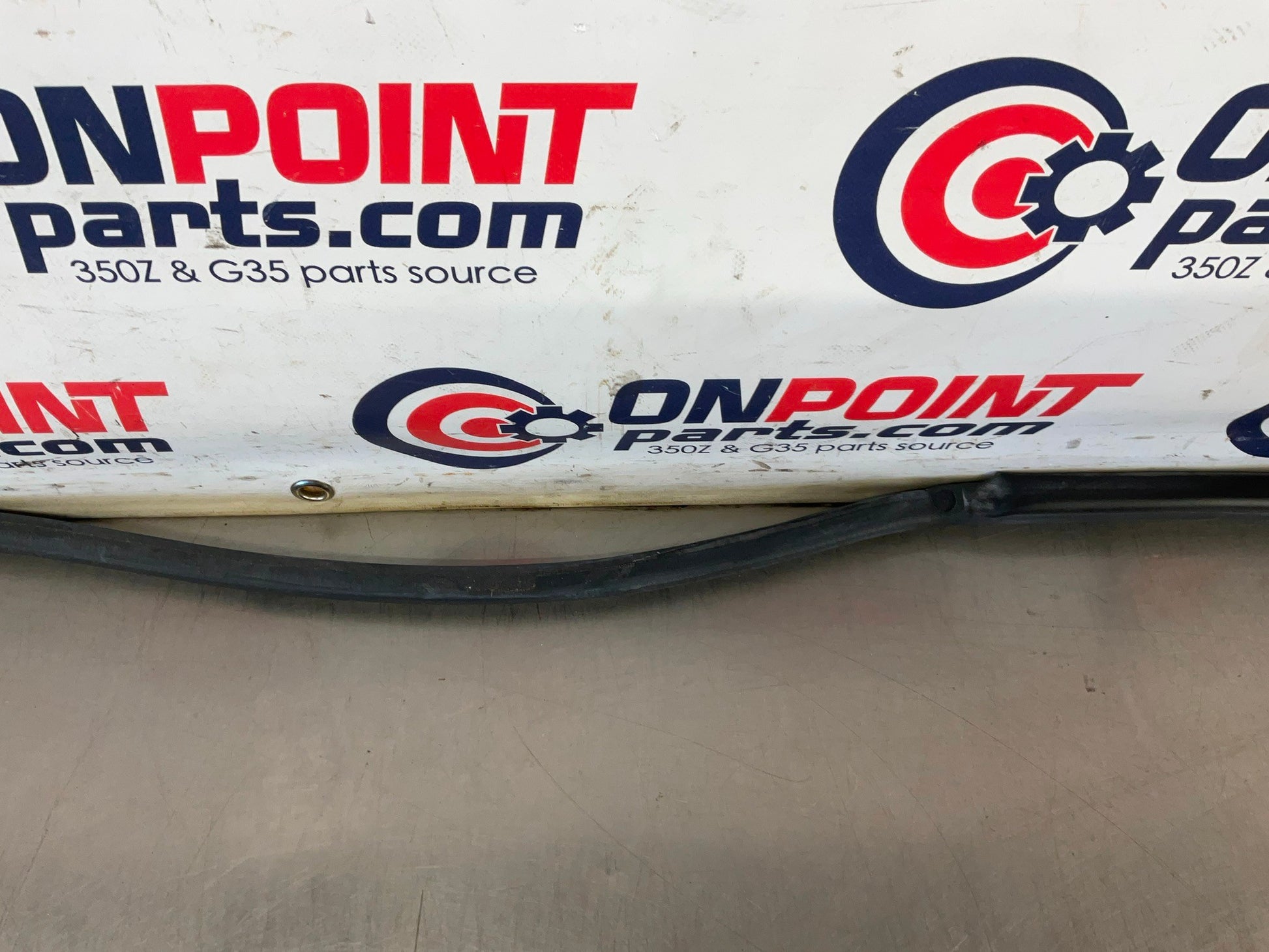 2007 Nissan 350Z Passenger Right Inner Door Seal 76921 OEM 25BCBEE - On Point Parts Inc