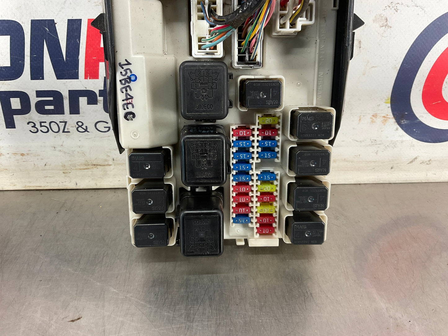 2004 Infiniti G35 IPDM Engine Large Fuse Relay Box 284B7 OEM 15BE4EC - On Point Parts Inc