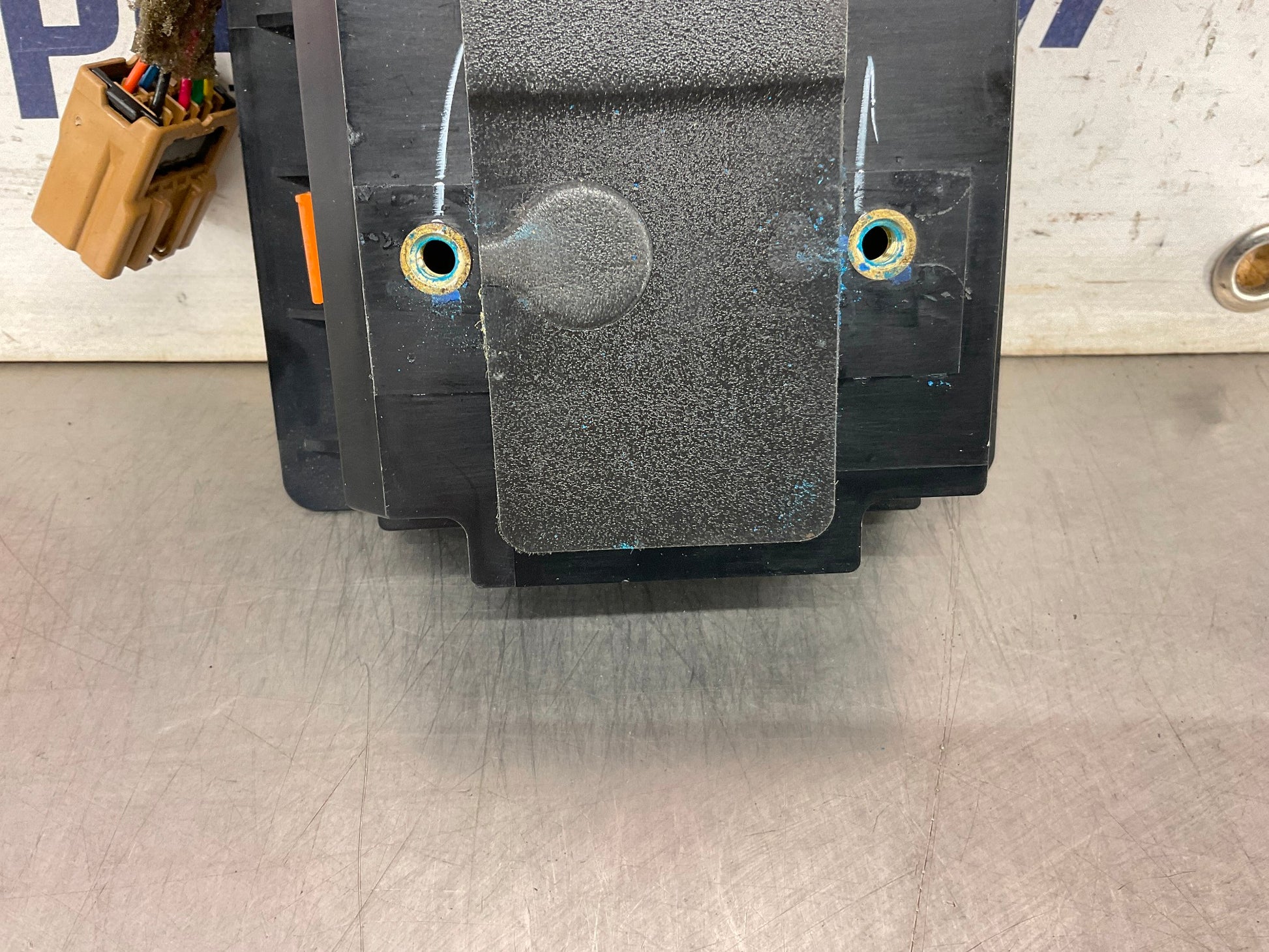 2004 Nissan 350Z Bose Subwoofer Amplifier Module 28060 OEM 14BEQEA - On Point Parts Inc