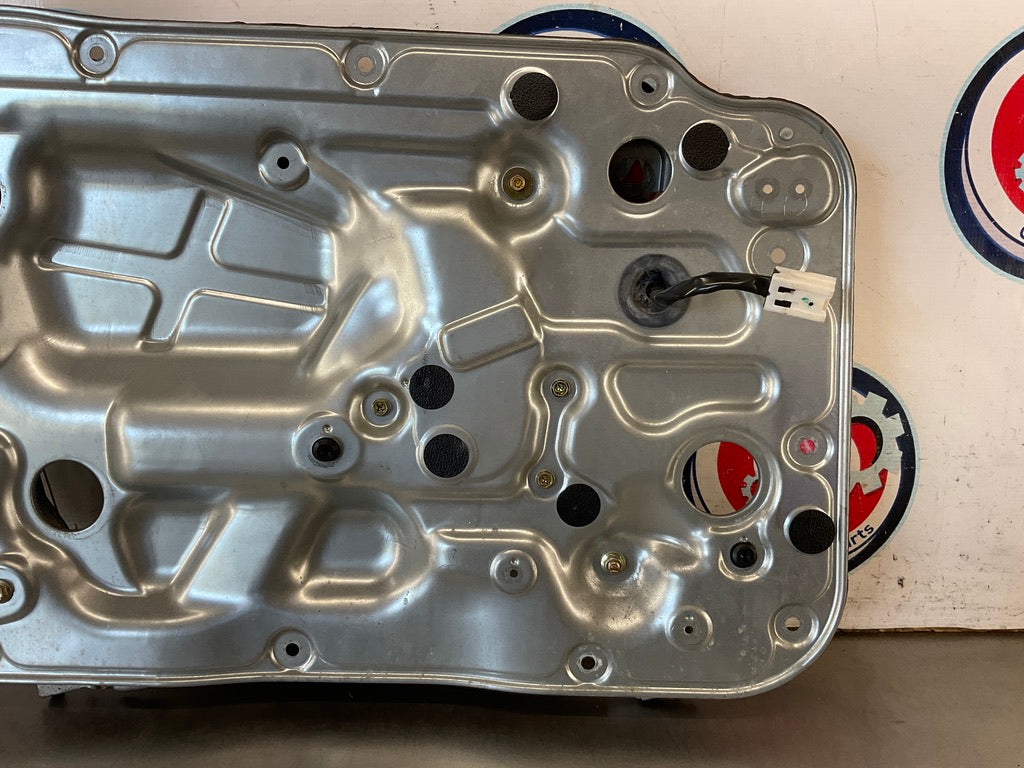 2004 Nissan 350Z Driver Left Window Regulator Motor Assembly OEM 24BIVD3 - On Point Parts Inc