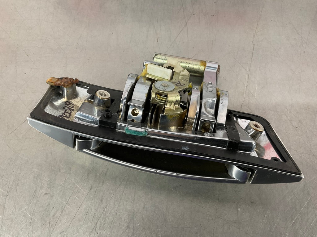 2006 Nissan 350Z Passenger Right Exterior Door Handle OEM 12BI3DE - On Point Parts Inc