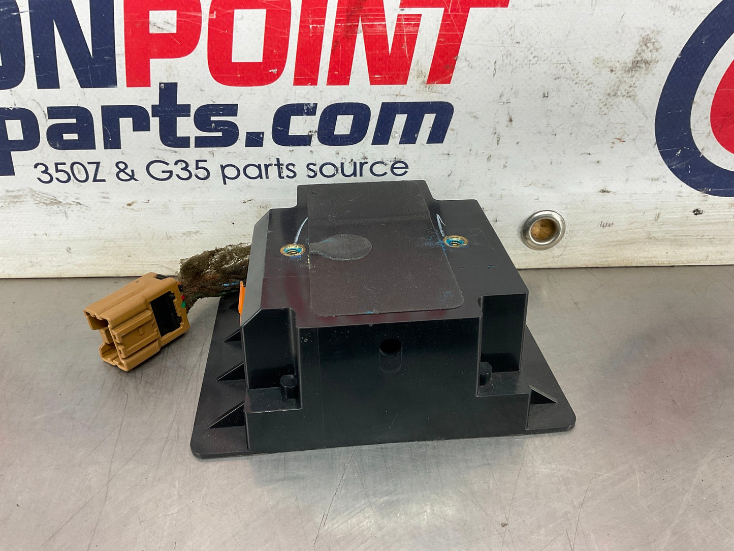 2004 Nissan 350Z Bose Subwoofer Amplifier Module 28060 OEM 14BEQEA - On Point Parts Inc