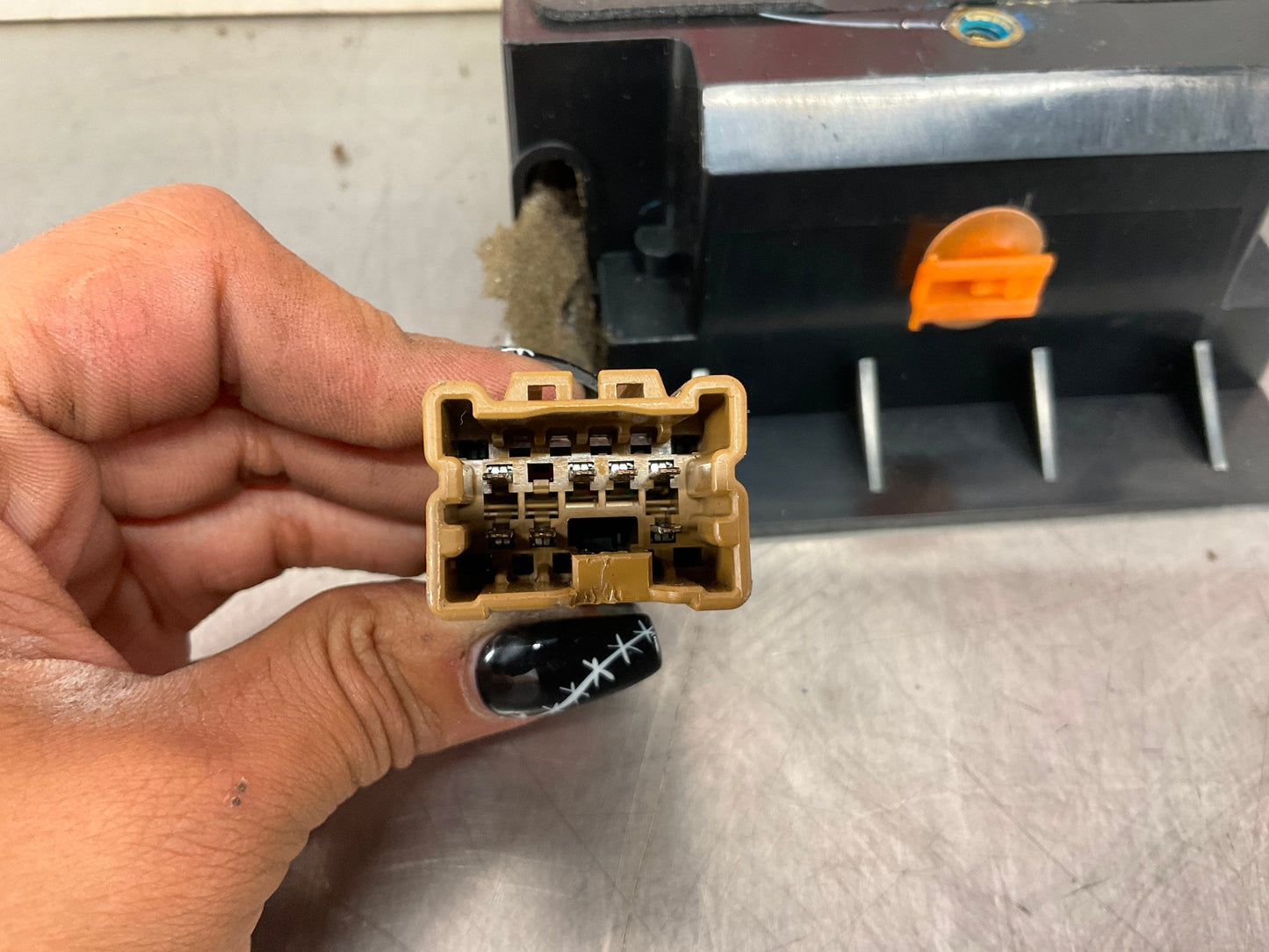 2004 Nissan 350Z Bose Subwoofer Amplifier Module 28060 OEM 14BEQEA - On Point Parts Inc