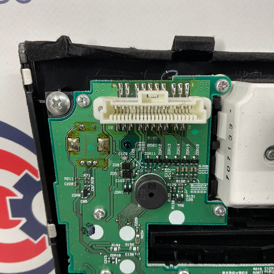 2008 Infiniti G37 Center Dash Clock AC Radio CD Controls 68260 OEM 21BAXDC - On Point Parts Inc