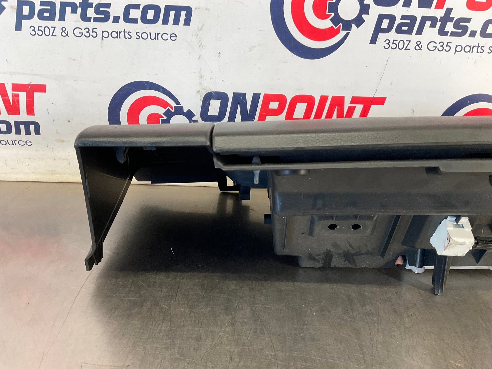 2003 Infiniti G35 Sedan Passenger Right Dash Glove Box 68108 OEM 15BDDE7 - On Point Parts Inc